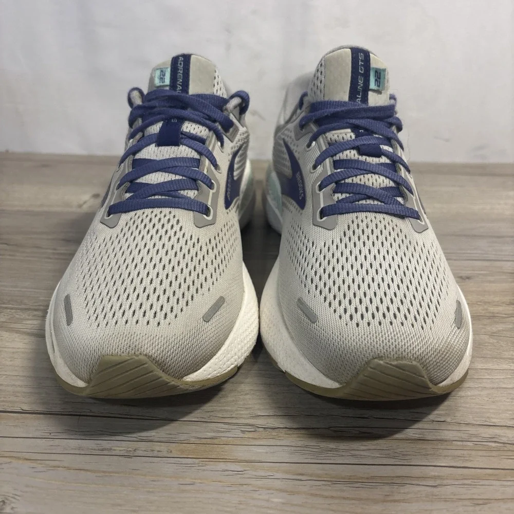 Womens 11 Brooks Adrenaline GTS 22 Running Training Sneaker Gray Blue White Shoe